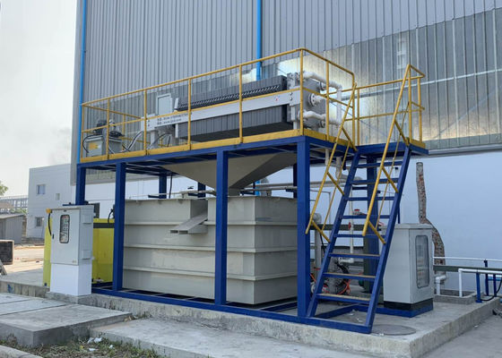 Kualitas  Automatic Iron Removal System For Fluxing Tank In Hot Dip Galvanizing Plant  Line Turnkey Project pabrik